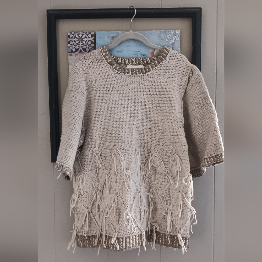 NWT Boutique BOHO Hand Knitted Fringed Beige &  Sweater Size M ⚘️Retail  $275! I